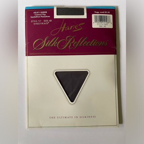 Hanes Accessories - Hanes Silk Reflections Silky Sheer Size AB Pantyhose Style 717 Barely Black